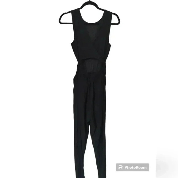 Marine Layer Eloise Belted Jumpsuit - Picture 7 of 9